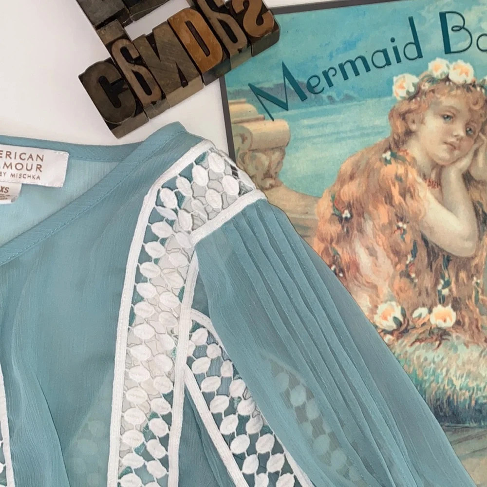 🏊‍♂️AMERICAN GLAMOUR by BADGLEY MISCHKA Sheer Swim Cover Up - Picture 4 of 8